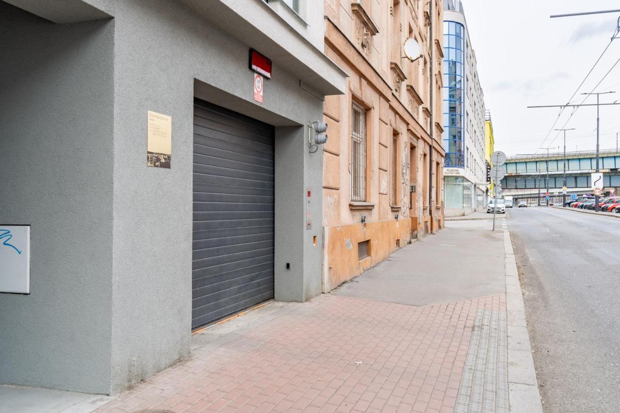 Brand New Two Room Apartment #26 With Free Secure Parking Close To Center Prag Exterior foto